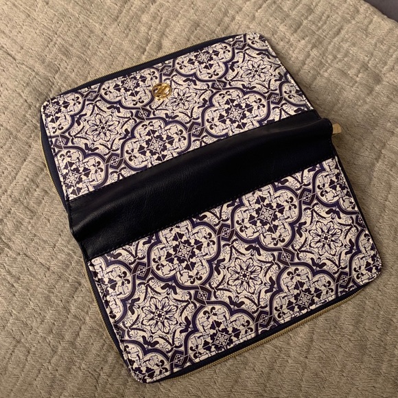 Wallet - Picture 3 of 4